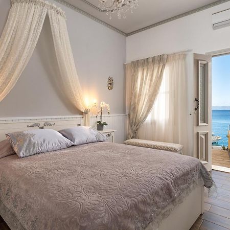 Marika'S Deluxe Rooms Symi Exterior photo