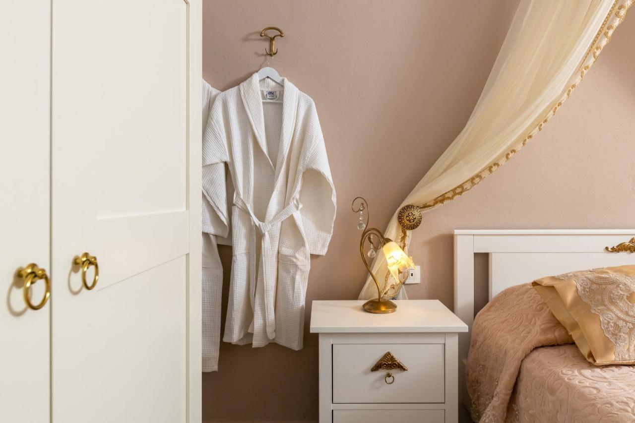 Marika'S Deluxe Rooms Symi Exterior photo