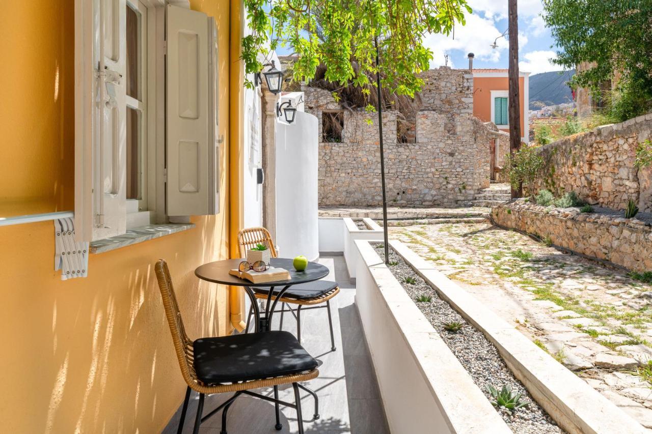 Marika'S Deluxe Rooms Symi Exterior photo
