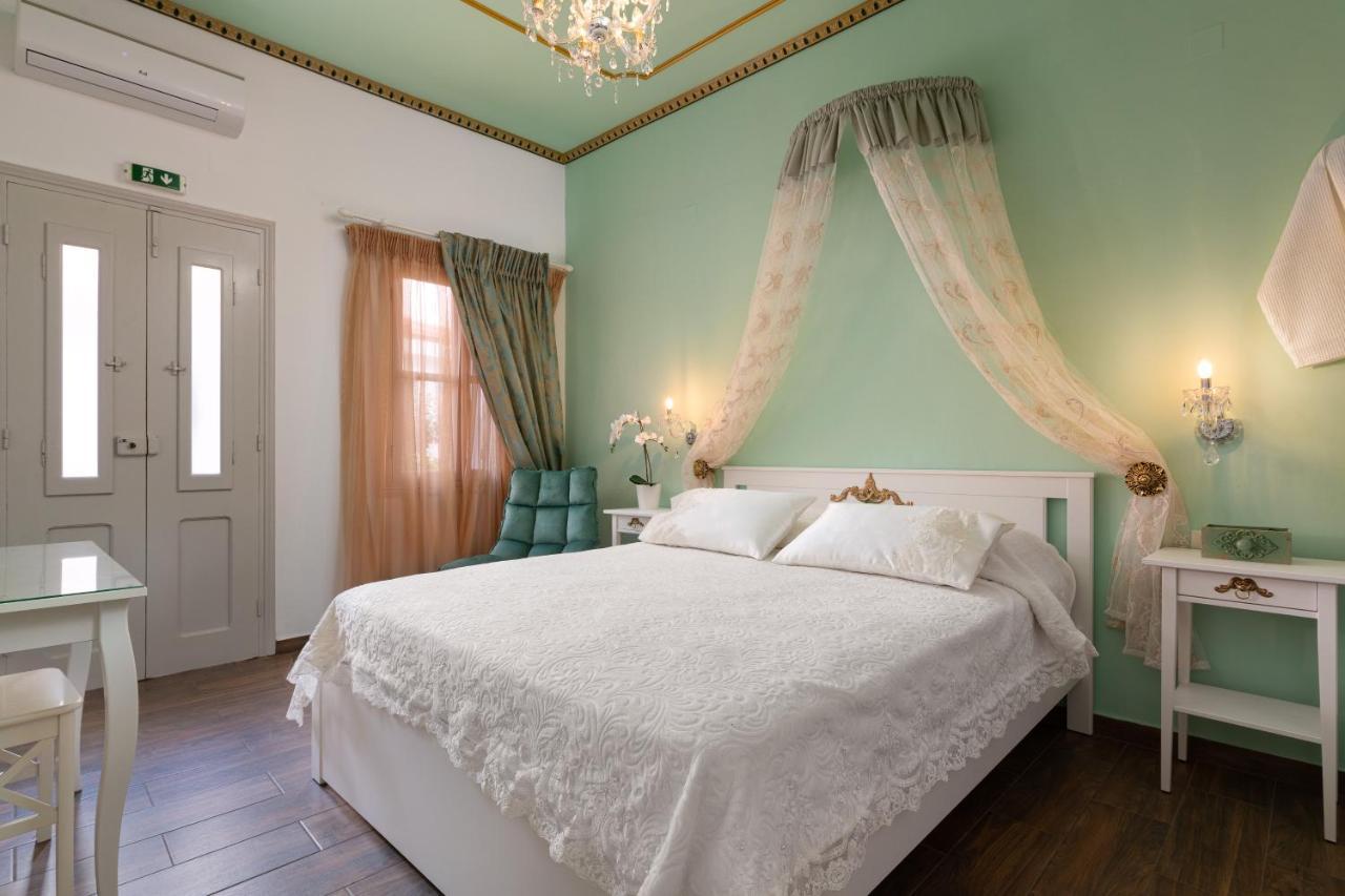 Marika'S Deluxe Rooms Symi Exterior photo