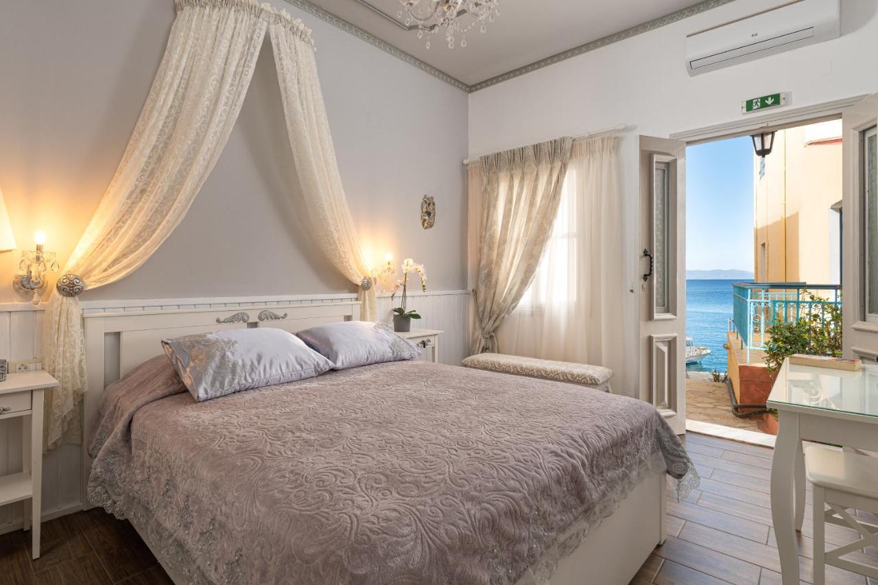 Marika'S Deluxe Rooms Symi Exterior photo